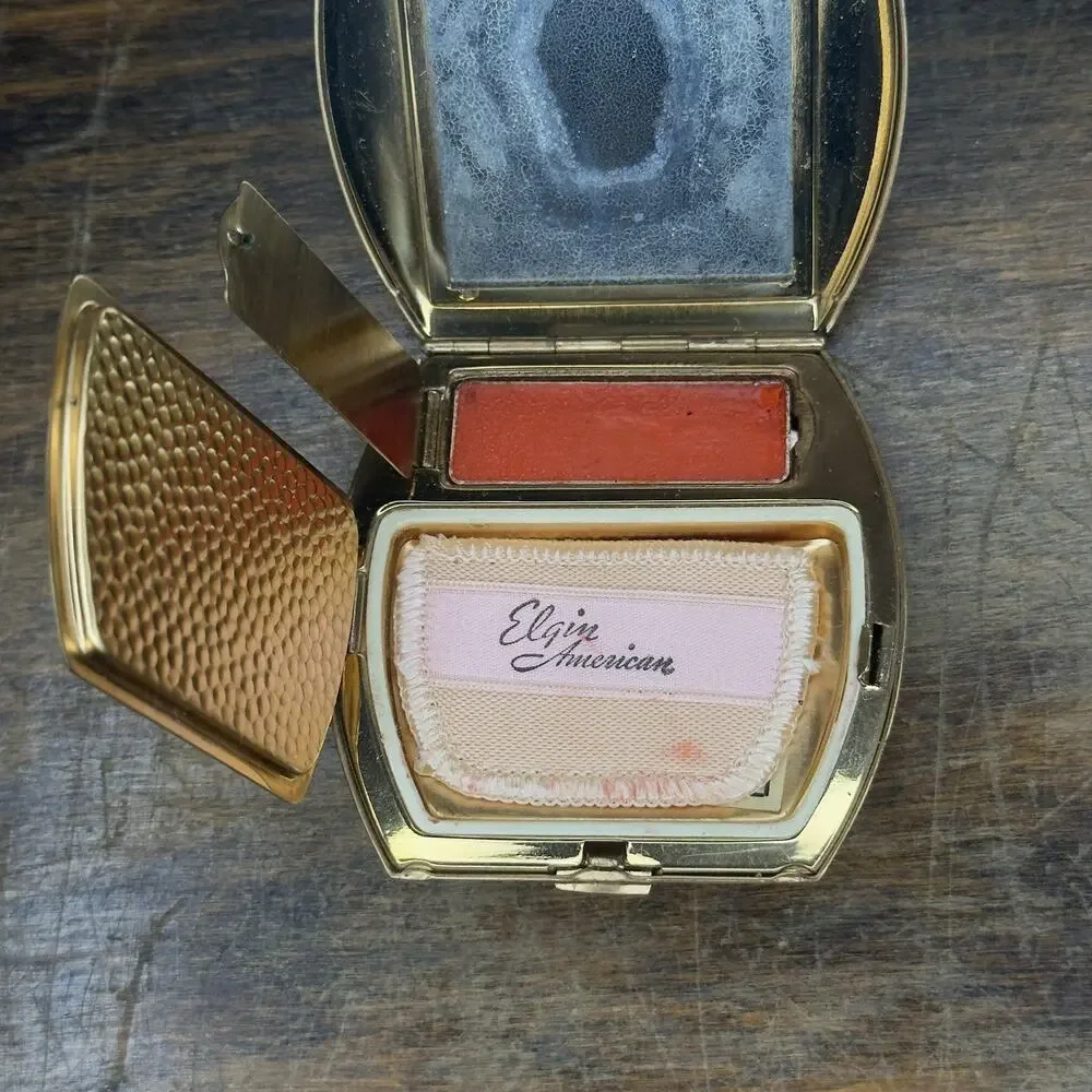 Vintage 1939 Golden Gate International Exposition Compact San Francisco